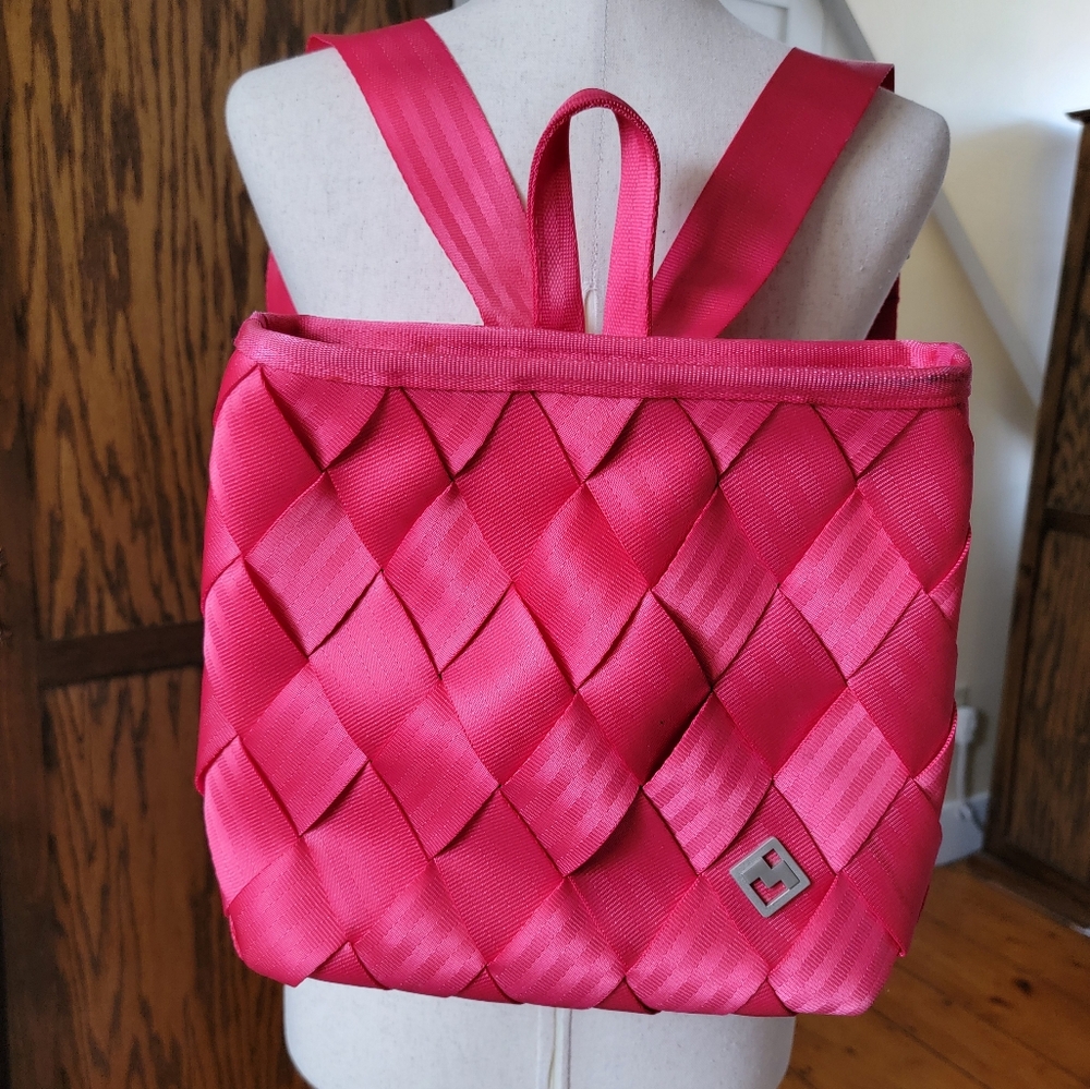 Maggiebags Seatbelt Backpack
